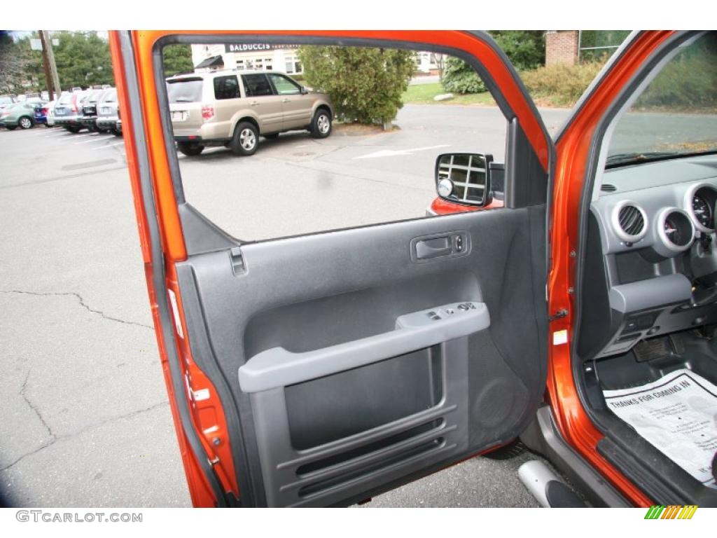 2004 Honda Element EX AWD Black Door Panel Photo #40200492