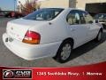 1999 Cloud White Nissan Altima GXE  photo #3