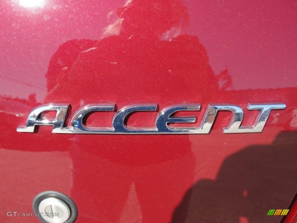 2011 Hyundai Accent GLS 4 Door Marks and Logos Photo #40202340