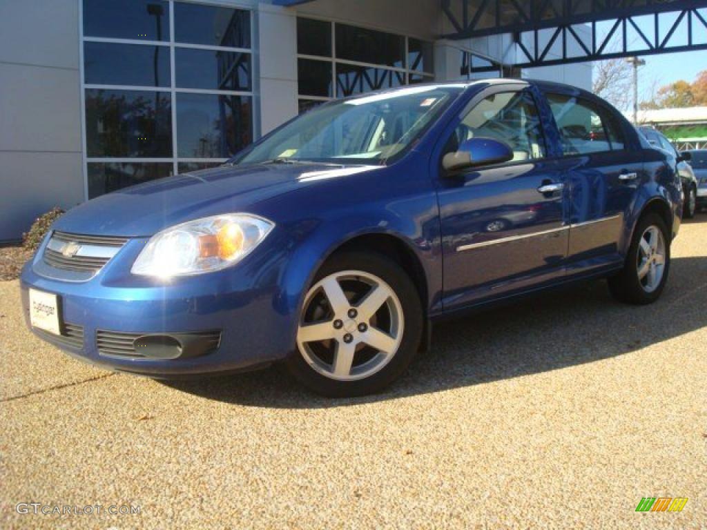 2005 Cobalt LT Sedan - Arrival Blue Metallic / Neutral Beige photo #2