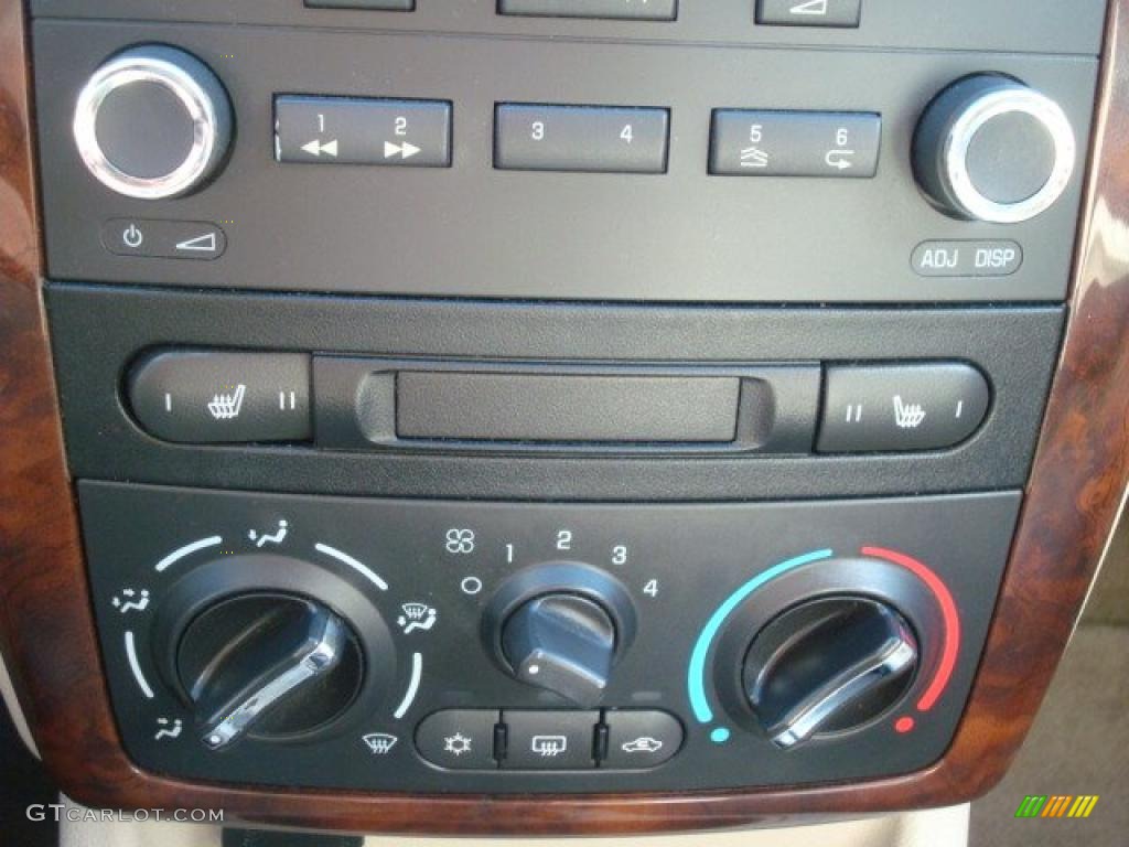 2005 Chevrolet Cobalt LT Sedan Controls Photo #40202648