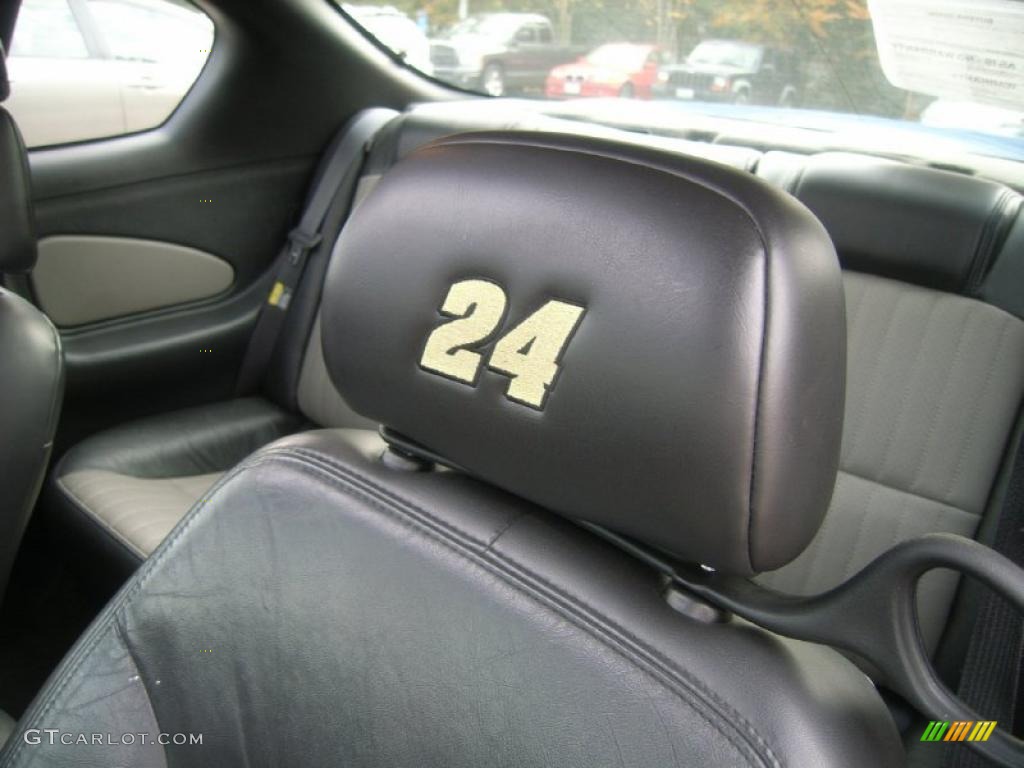 2003 Chevrolet Monte Carlo SS Jeff Gordon Signature Edition Marks and Logos Photos
