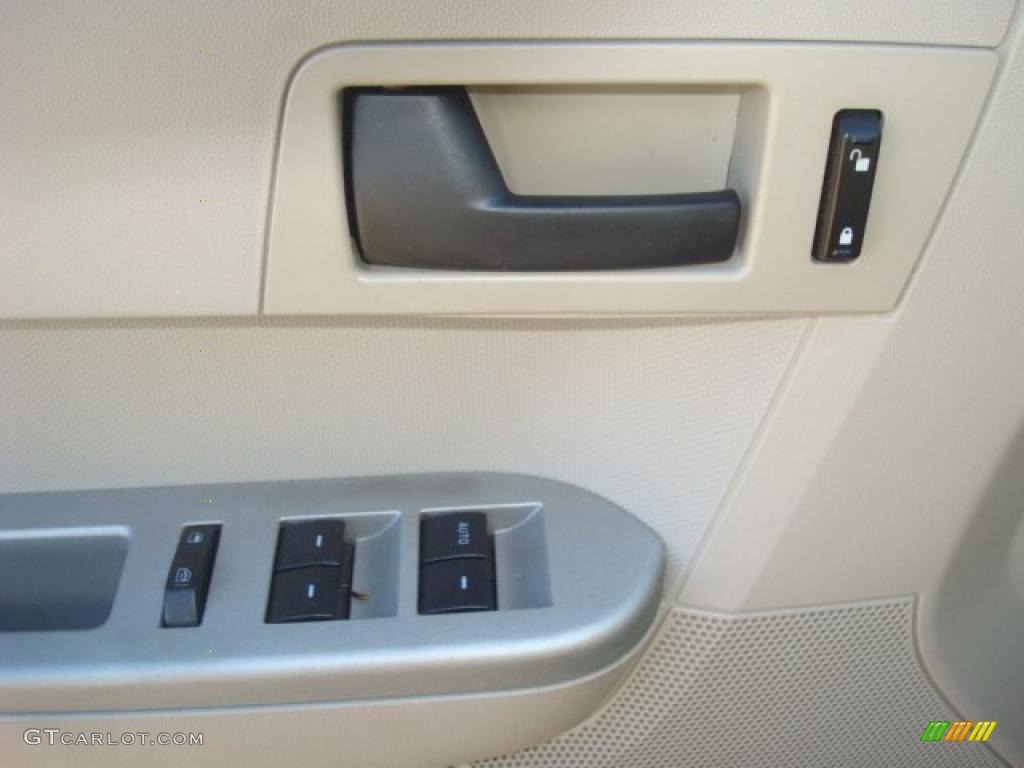 2008 Escape XLT V6 4WD - Tungsten Grey Metallic / Camel photo #12