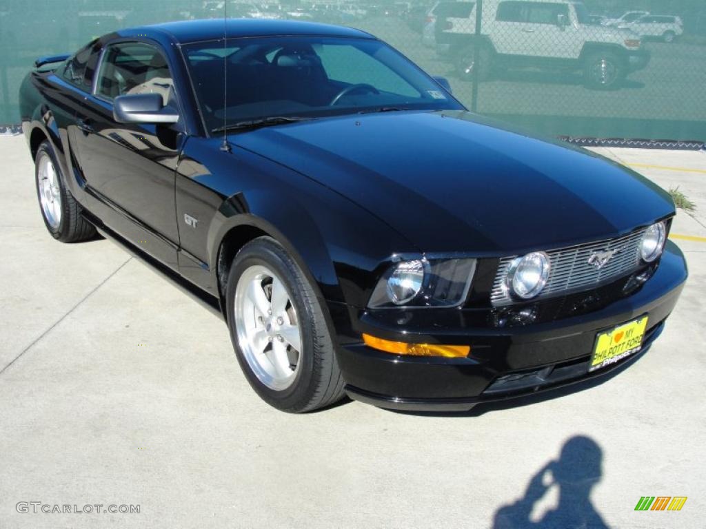 2008 Mustang GT Deluxe Coupe - Black / Dark Charcoal photo #1