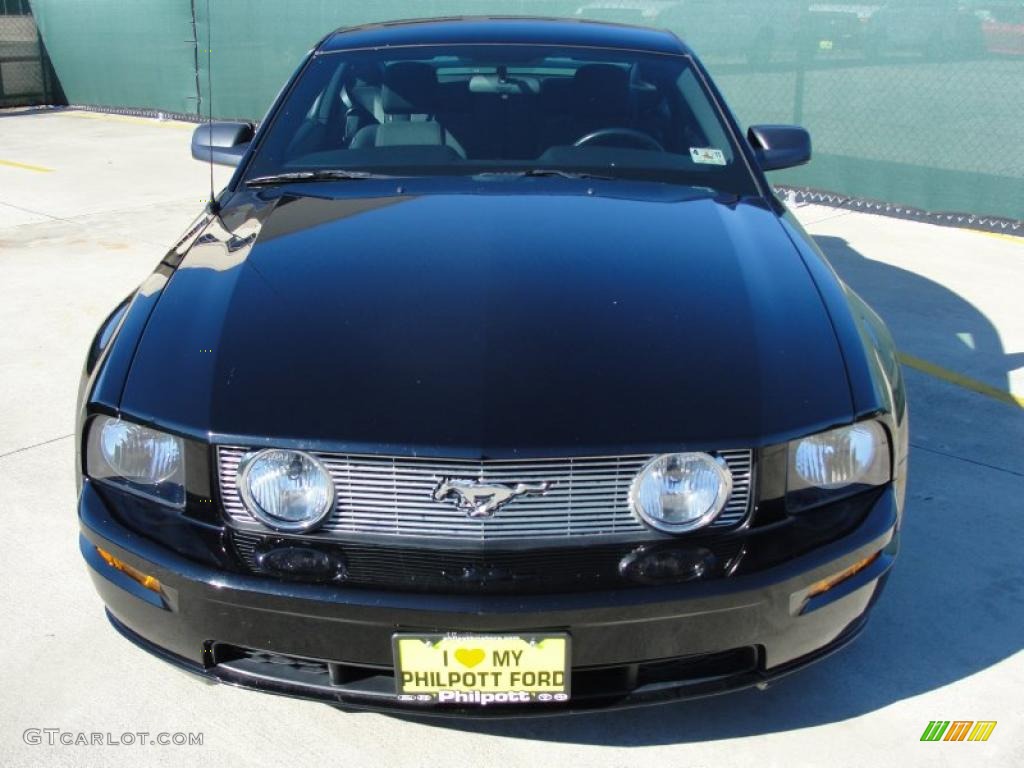 2008 Mustang GT Deluxe Coupe - Black / Dark Charcoal photo #8