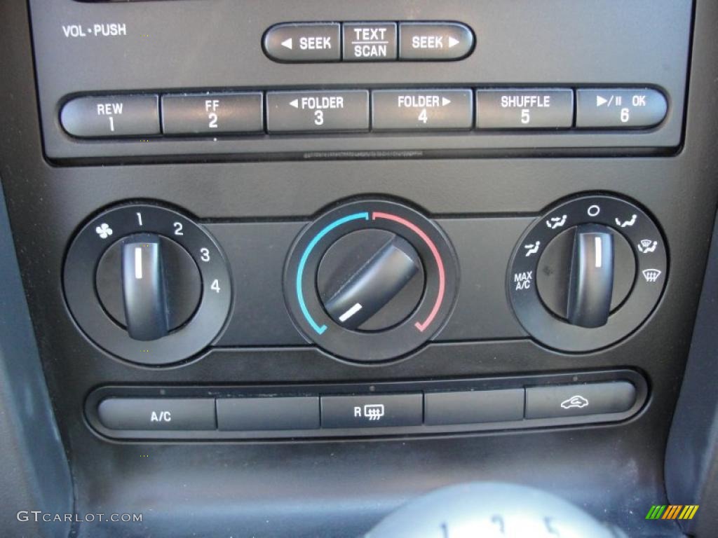 2008 Ford Mustang GT Deluxe Coupe Controls Photo #40205704
