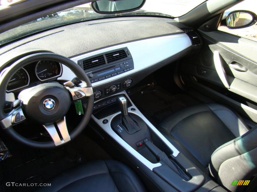 2006 Z4 3.0si Roadster - Black Sapphire Metallic / Black photo #4