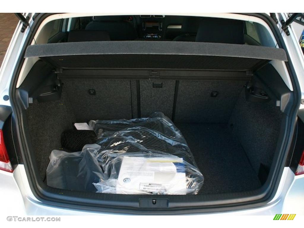 2011 Volkswagen Golf 4 Door TDI Trunk Photo #40207996