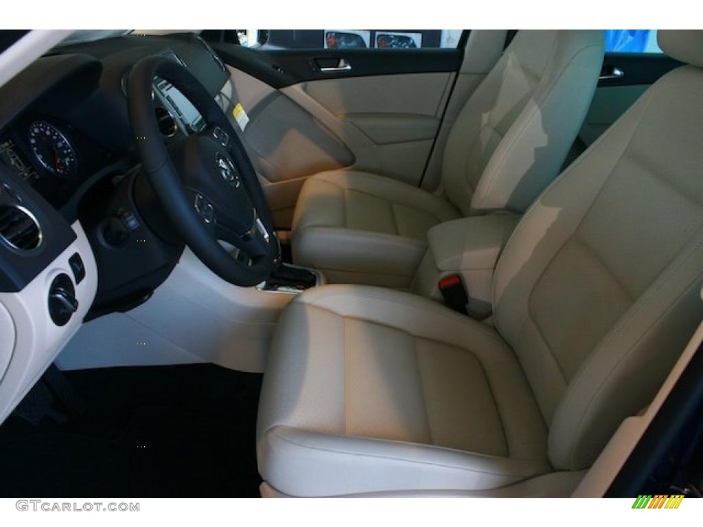 Sandstone Interior 2011 Volkswagen Tiguan SE 4Motion Photo #40208096
