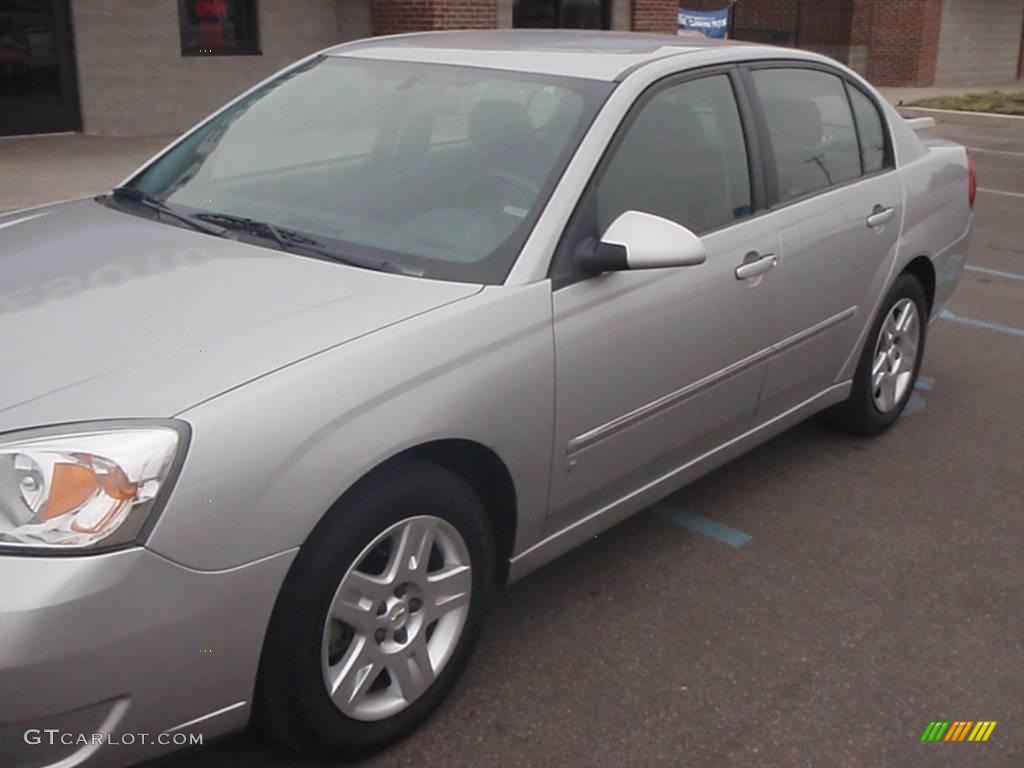 2006 Malibu LT Sedan - Silverstone Metallic / Ebony Black photo #2