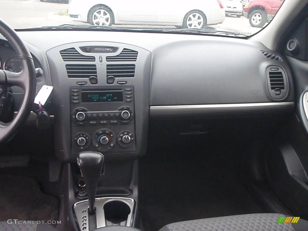2006 Malibu LT Sedan - Silverstone Metallic / Ebony Black photo #9