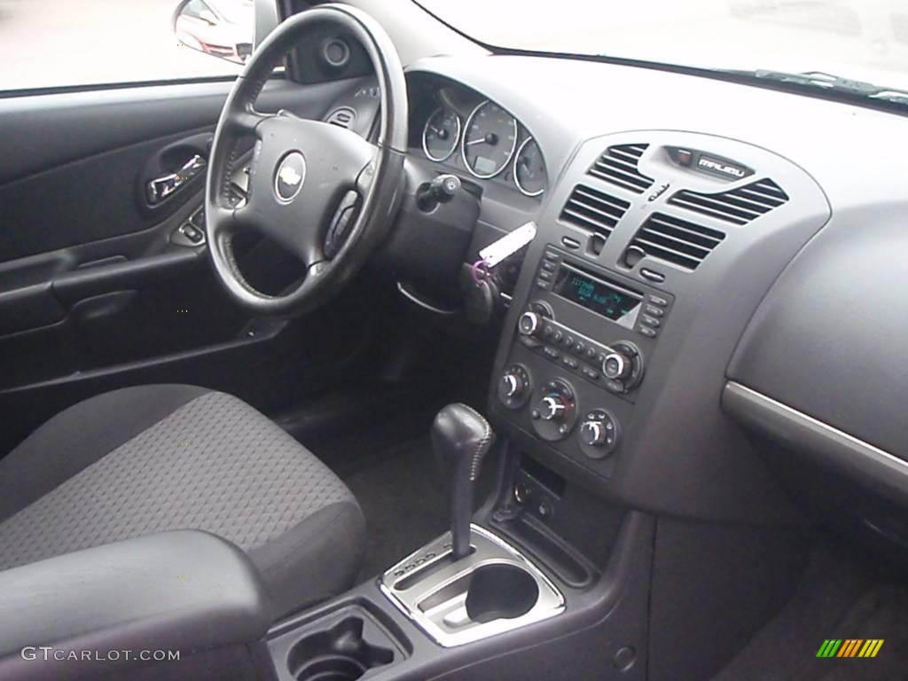 2006 Malibu LT Sedan - Silverstone Metallic / Ebony Black photo #10