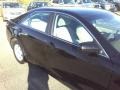 Black - Camry LE Photo No. 20