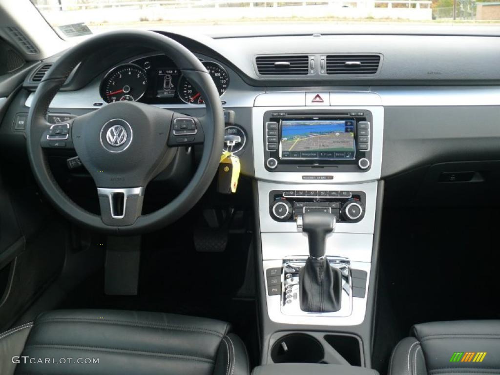 2009 Volkswagen CC Luxury Black Dashboard Photo #40214101
