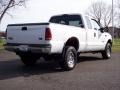 Oxford White - F350 Super Duty XLT SuperCab 4x4 Photo No. 17