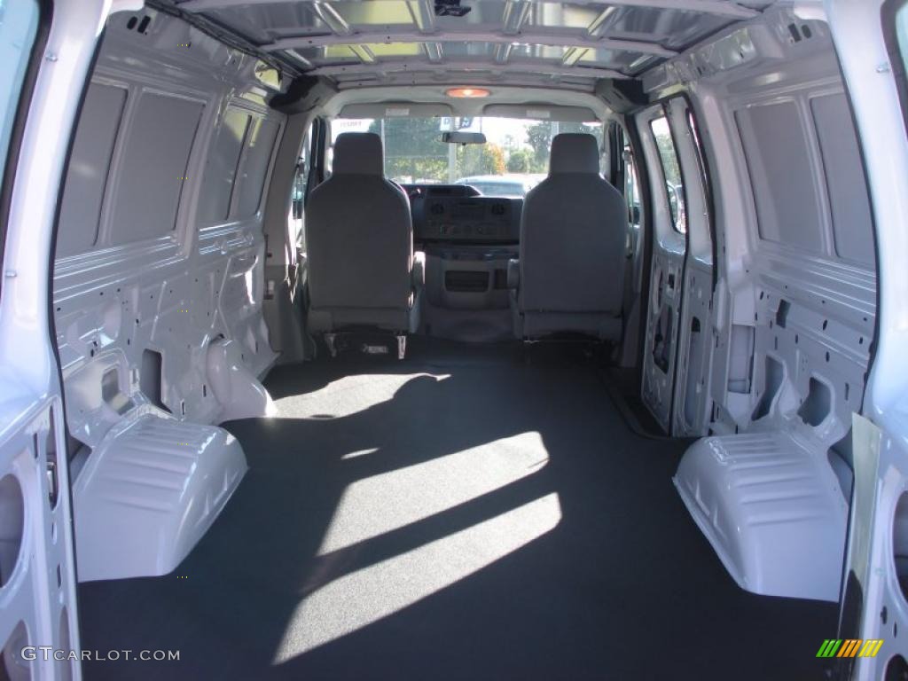 2011 Ford E Series Van E150 XL Cargo Trunk Photo #40220302