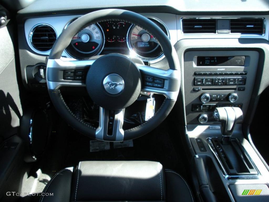 2011 Mustang V6 Premium Coupe - Grabber Blue / Charcoal Black photo #7