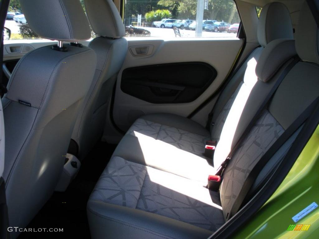 2011 Fiesta SE Hatchback - Lime Squeeze Metallic / Light Stone/Charcoal Black Cloth photo #6