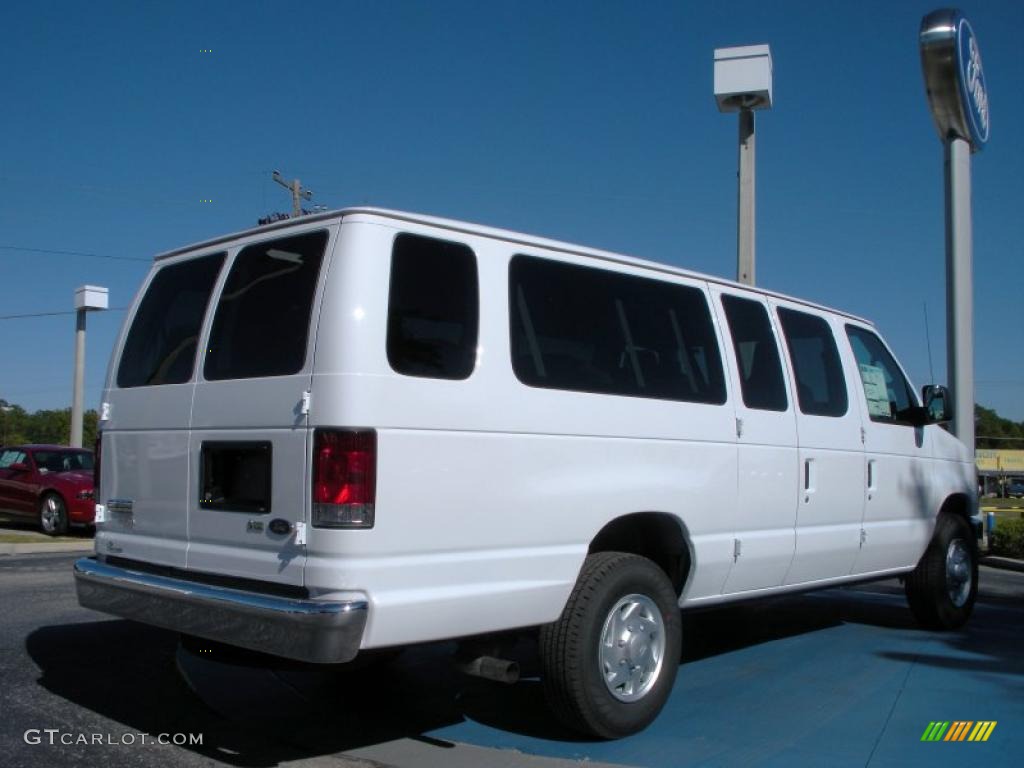 Oxford White 2011 Ford E Series Van E350 XLT Extended Passenger Exterior Photo #40223762