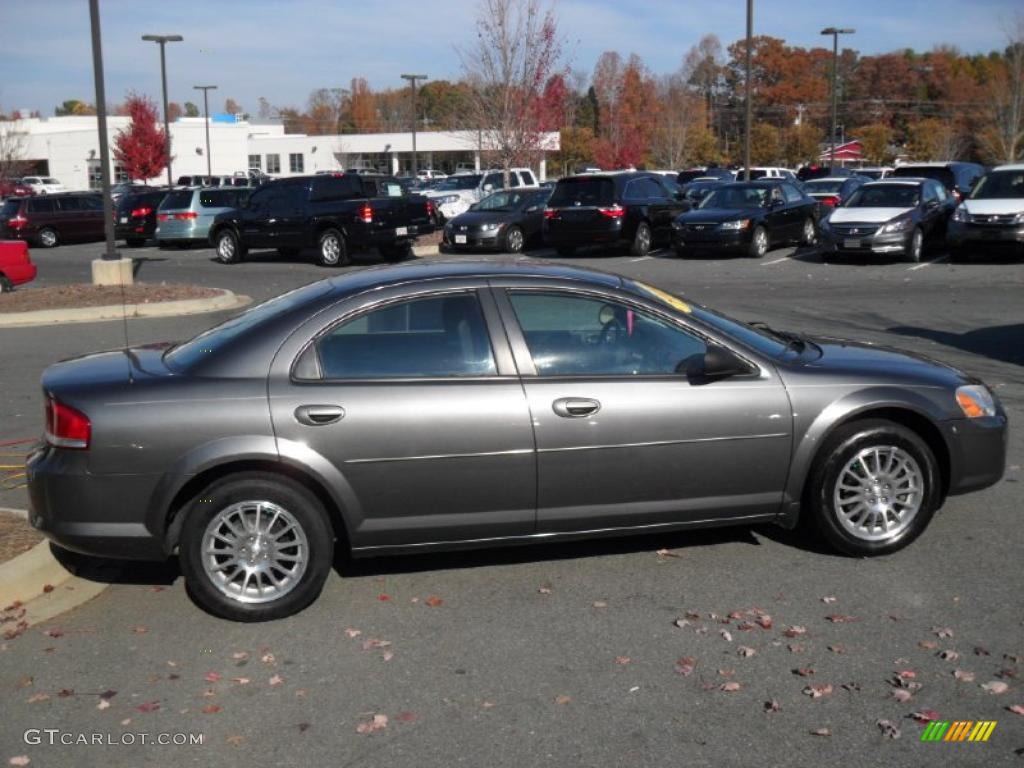 Graphite Metallic 2004 Chrysler Sebring Sedan Exterior Photo #40223902