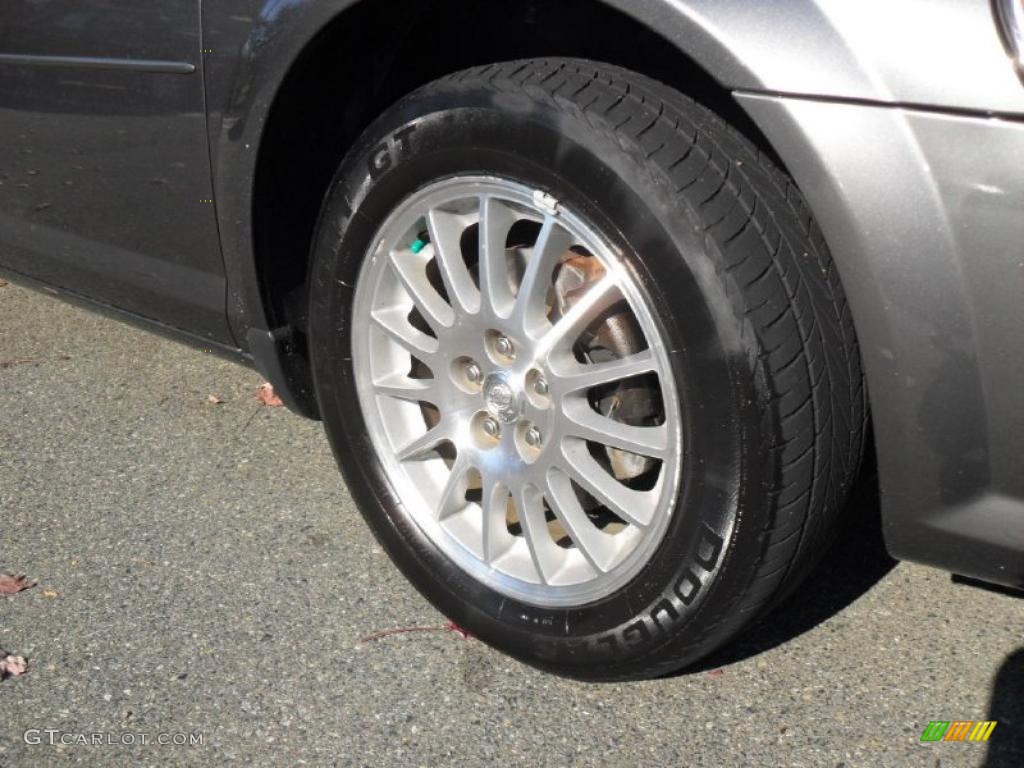 2004 Chrysler Sebring Sedan Wheel Photo #40223998