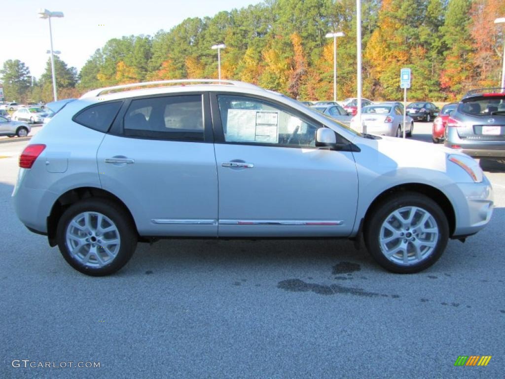 2011 Rogue SL - Silver Ice Metallic / Gray photo #6