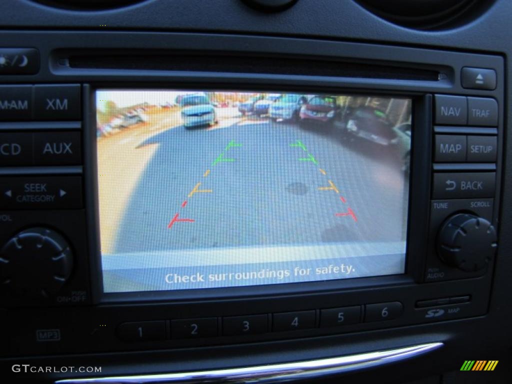 2011 Rogue SL - Silver Ice Metallic / Gray photo #15
