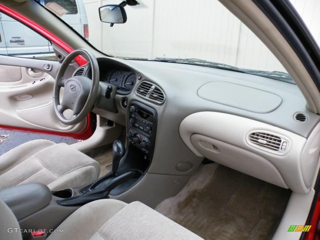 2003 Oldsmobile Alero GL Sedan interior Photo #40226398