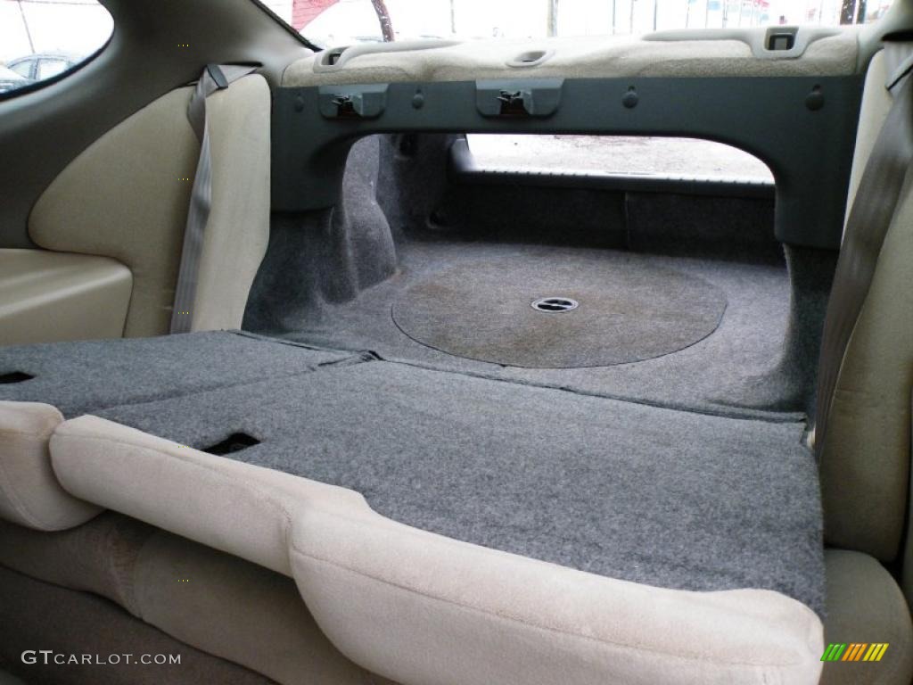 2003 Oldsmobile Alero GL Sedan Trunk Photo #40226514