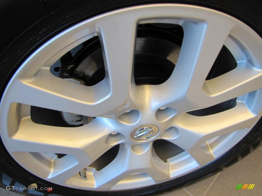 2011 Rogue SL - Silver Ice Metallic / Gray photo #6