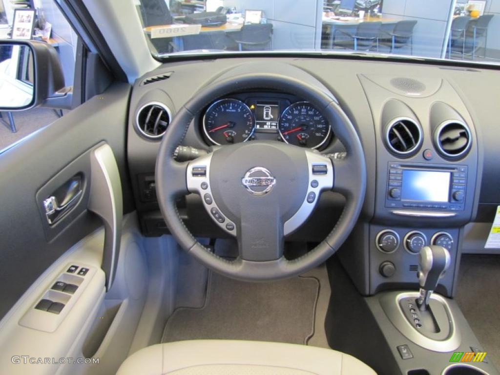 2011 Rogue SL - Silver Ice Metallic / Gray photo #12