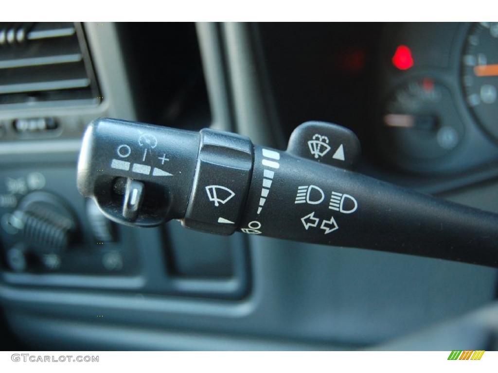 2006 GMC Sierra 3500 Work Truck Regular Cab 4x4 Dually Chassis Controls Photo #40229862