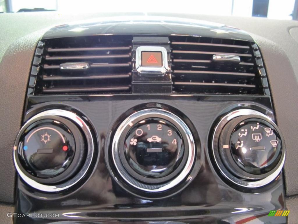 2008 Saturn Sky Red Line Roadster Controls Photo #40230642