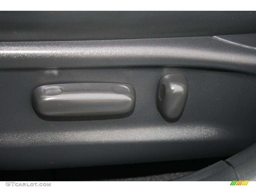 2008 Camry SE V6 - Classic Silver Metallic / Dark Charcoal photo #28