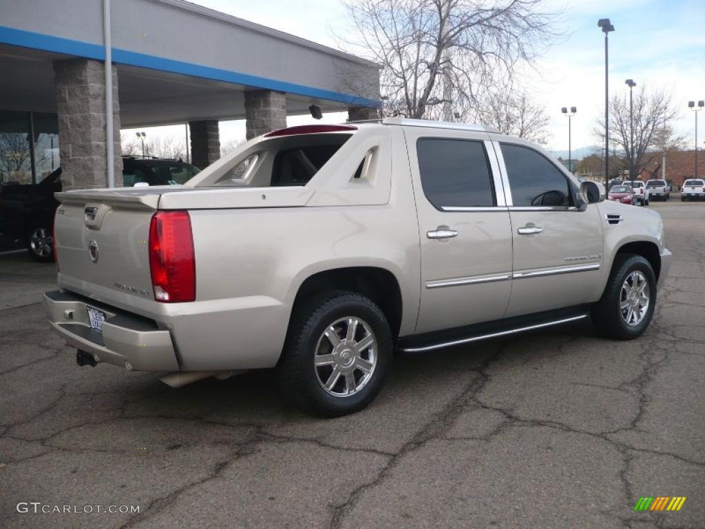 2007 Escalade EXT AWD - Gold Mist / Cocoa/Light Cashmere photo #6