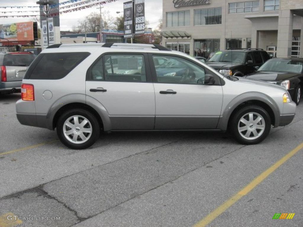 Silver Frost Metallic 2005 Ford Freestyle SE Exterior Photo #40237842