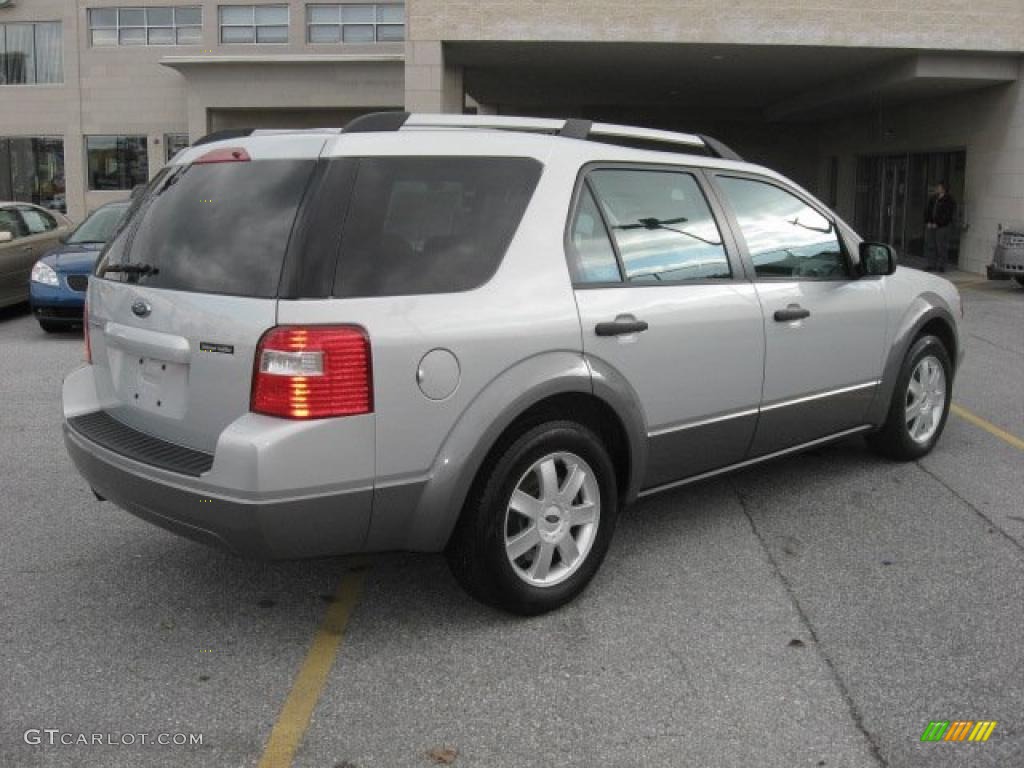 Silver Frost Metallic 2005 Ford Freestyle SE Exterior Photo #40237850