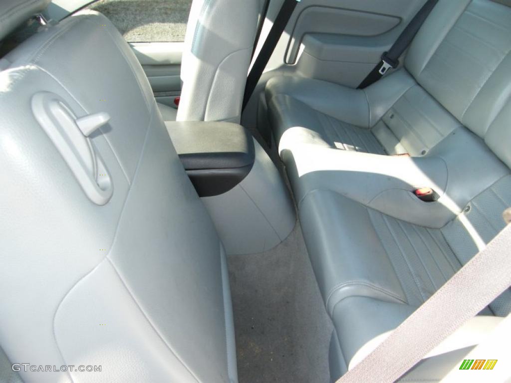 2005 Mustang GT Premium Coupe - Black / Light Graphite photo #22