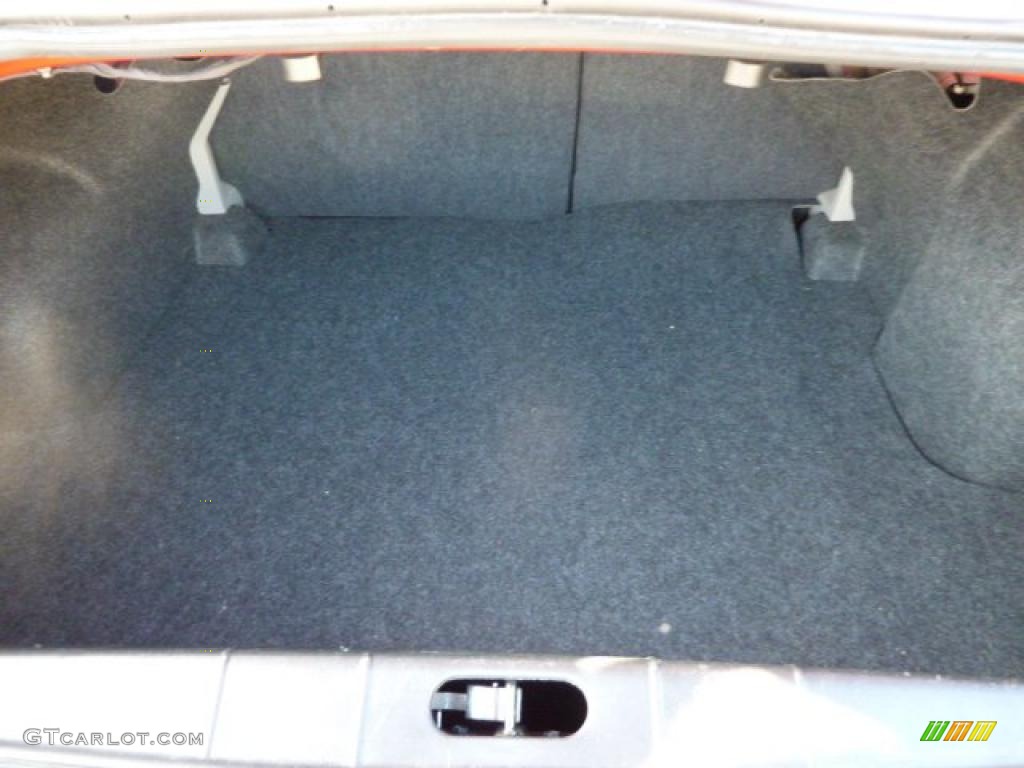 2009 Chevrolet Cobalt LS Coupe Trunk Photos