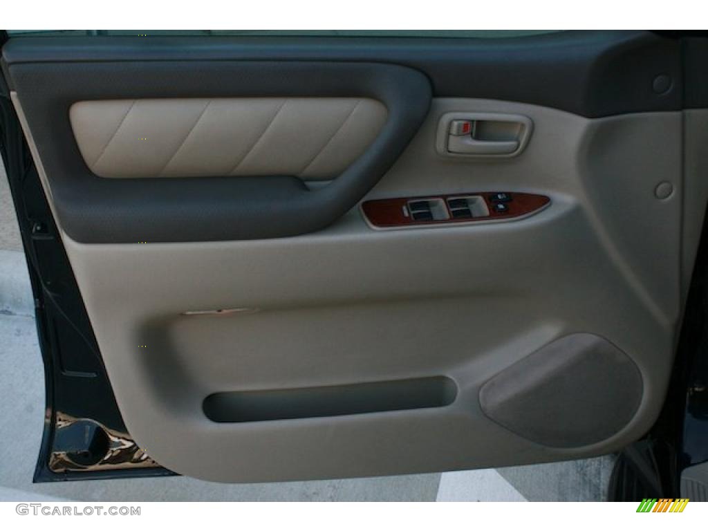 2005 Toyota Land Cruiser Standard Land Cruiser Model Ivory Door Panel Photo #40246262