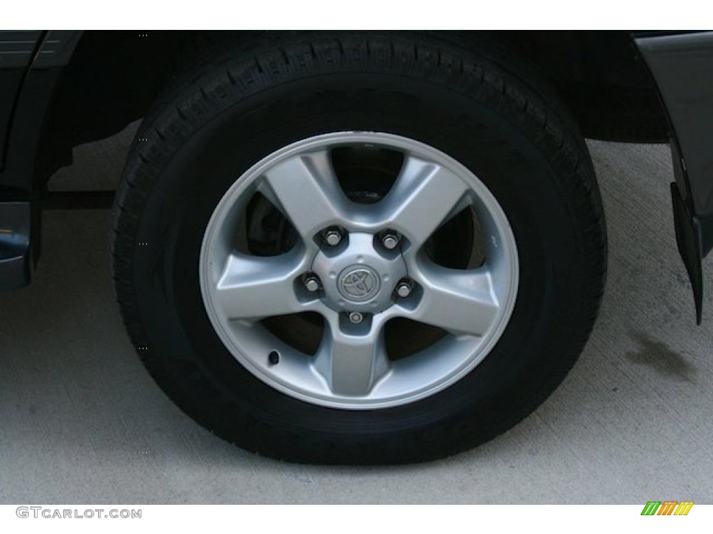 2005 Toyota Land Cruiser Standard Land Cruiser Model Wheel Photo #40246442