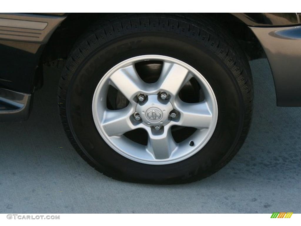 2005 Toyota Land Cruiser Standard Land Cruiser Model Wheel Photo #40246474
