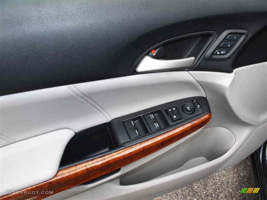 2011 Honda Accord EX-L V6 Sedan Controls Photo #40247682