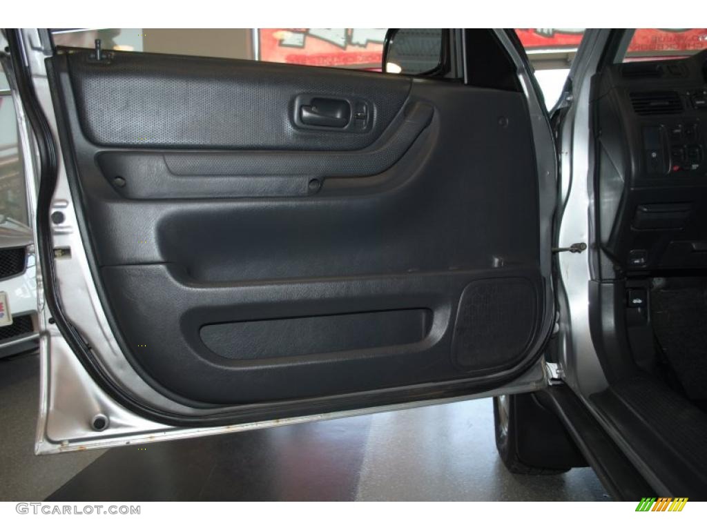 2001 CR-V LX 4WD - Satin Silver Metallic / Dark Gray photo #42