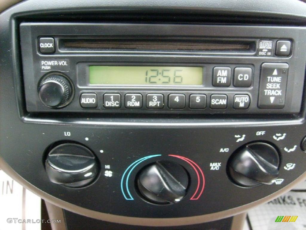 2003 Ford Escort ZX2 Coupe Controls Photo #40249862