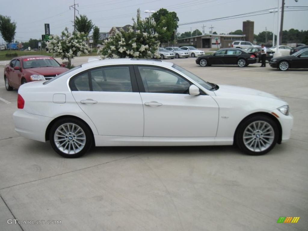 Alpine White 2011 BMW 3 Series 328i Coupe Exterior Photo #40253184