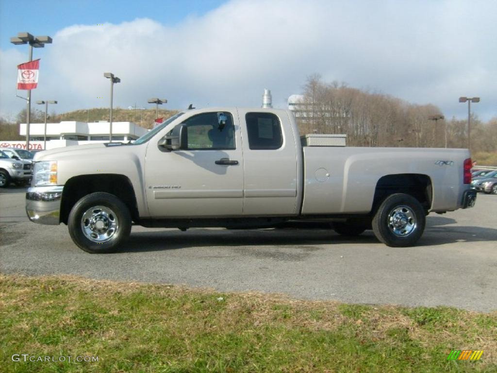 Silver Birch Metallic 2007 Chevrolet Silverado 2500HD LT Extended Cab 4x4 Exterior Photo #40255830