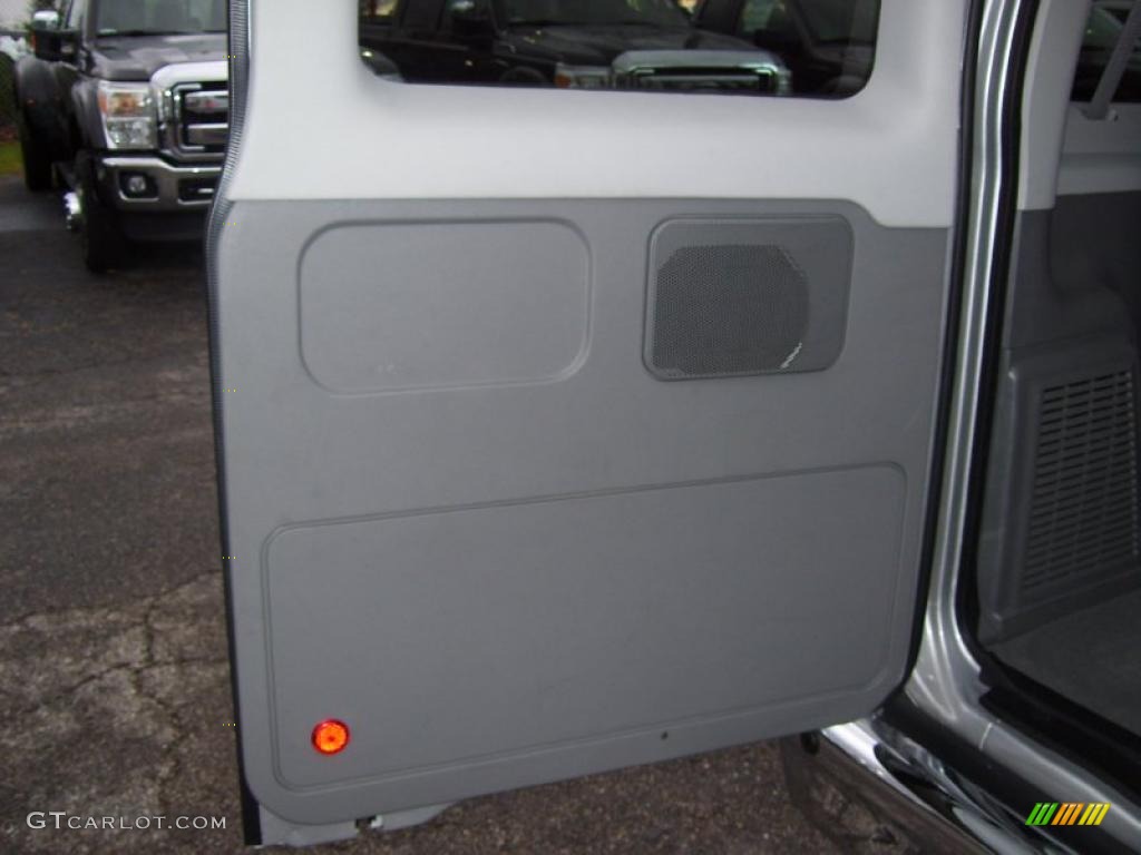 2010 Ford E Series Van E350 XLT Passenger Medium Flint Door Panel Photo #40257202