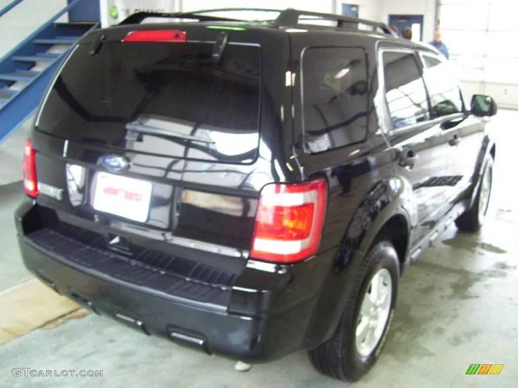 2010 Escape XLT 4WD - Black / Charcoal Black photo #5