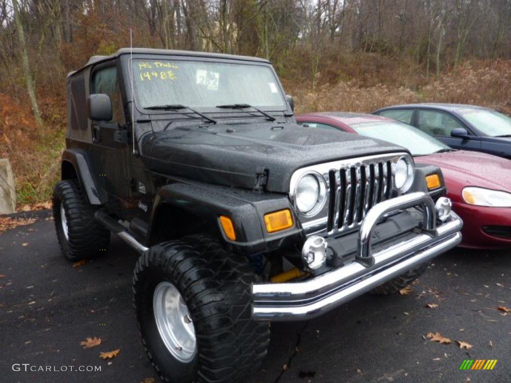 2004 Wrangler Sahara 4x4 - Black / Khaki photo #1